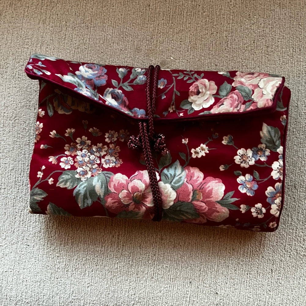 Floral Cotton and Satin Foldable Travel Jewelry Bag